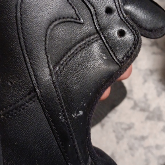 Air Force 1 Low Supreme Edition Black size 10 men missing a Shoe lace - Picture 12 of 12